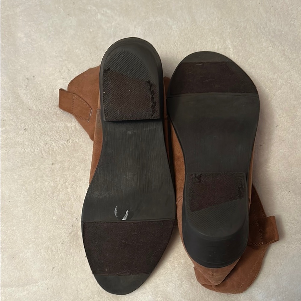 Mudd Brown Embroidered Ankle Booties - Picture 8 of 11